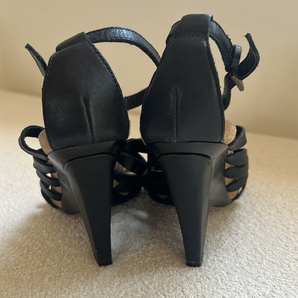 Sam Edelman Black Leather Sandals - Picture 7 of 8